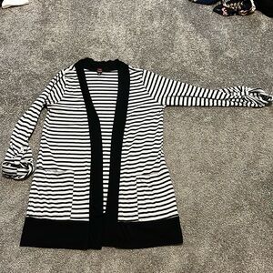 Open Front Top with Pockets - Women’s Small